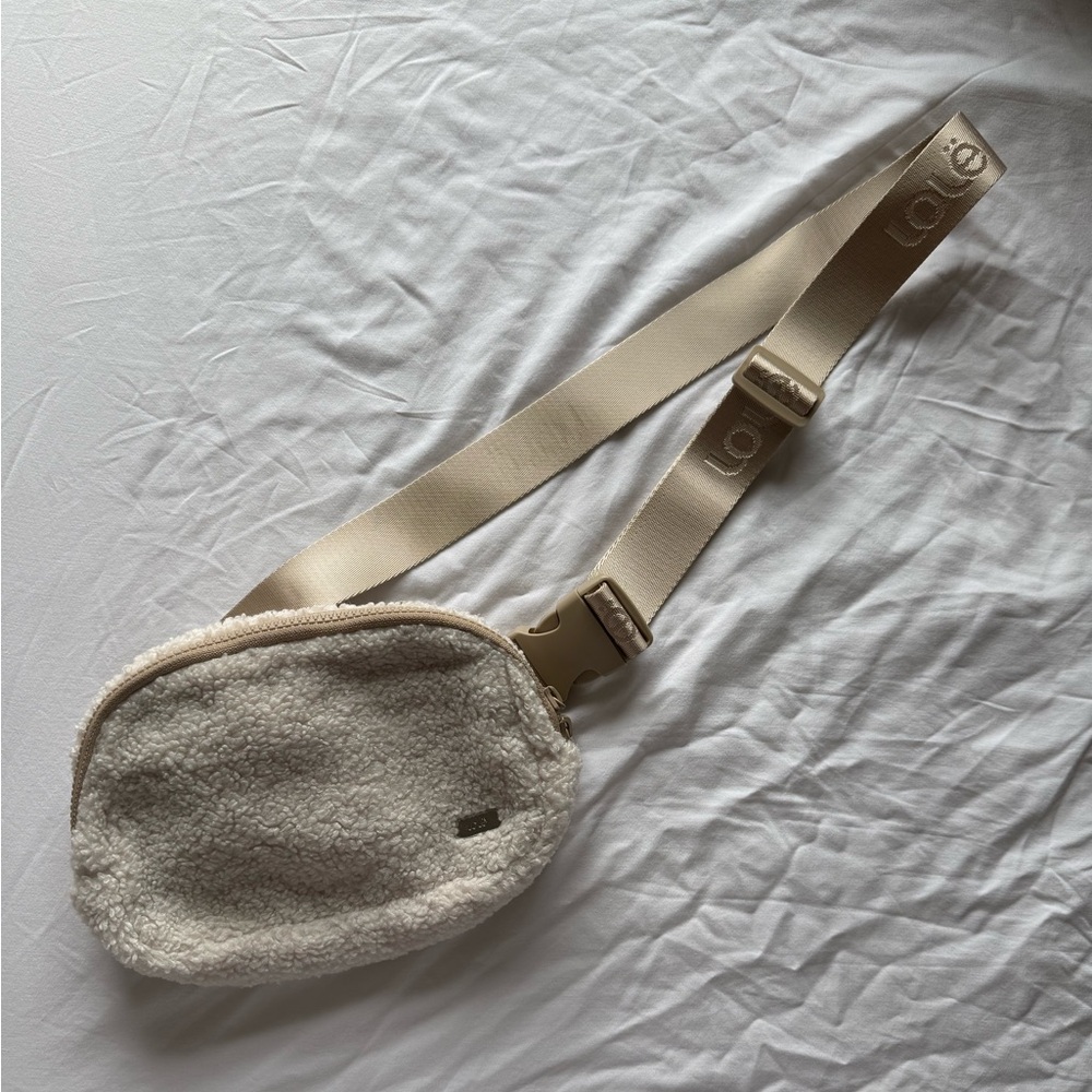Lolë Ivory Sherpa Fleece Crossbody Belt Bag